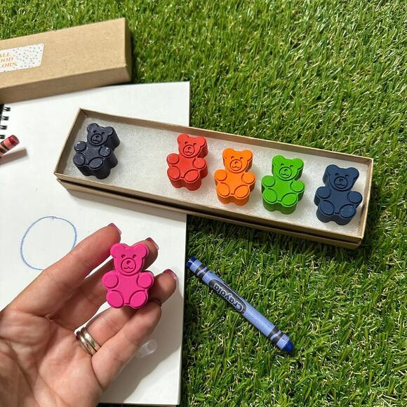 2/$24 Gummy Bears Crayons (6) Kids Girls Boys, Unique Colorful Fun Birthday Gift - Picture 3 of 10